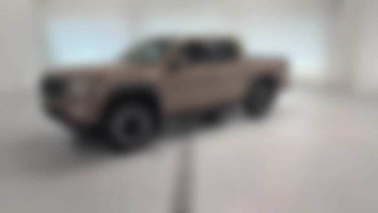 2022 Nissan Frontier Crew Cab vehicle photo