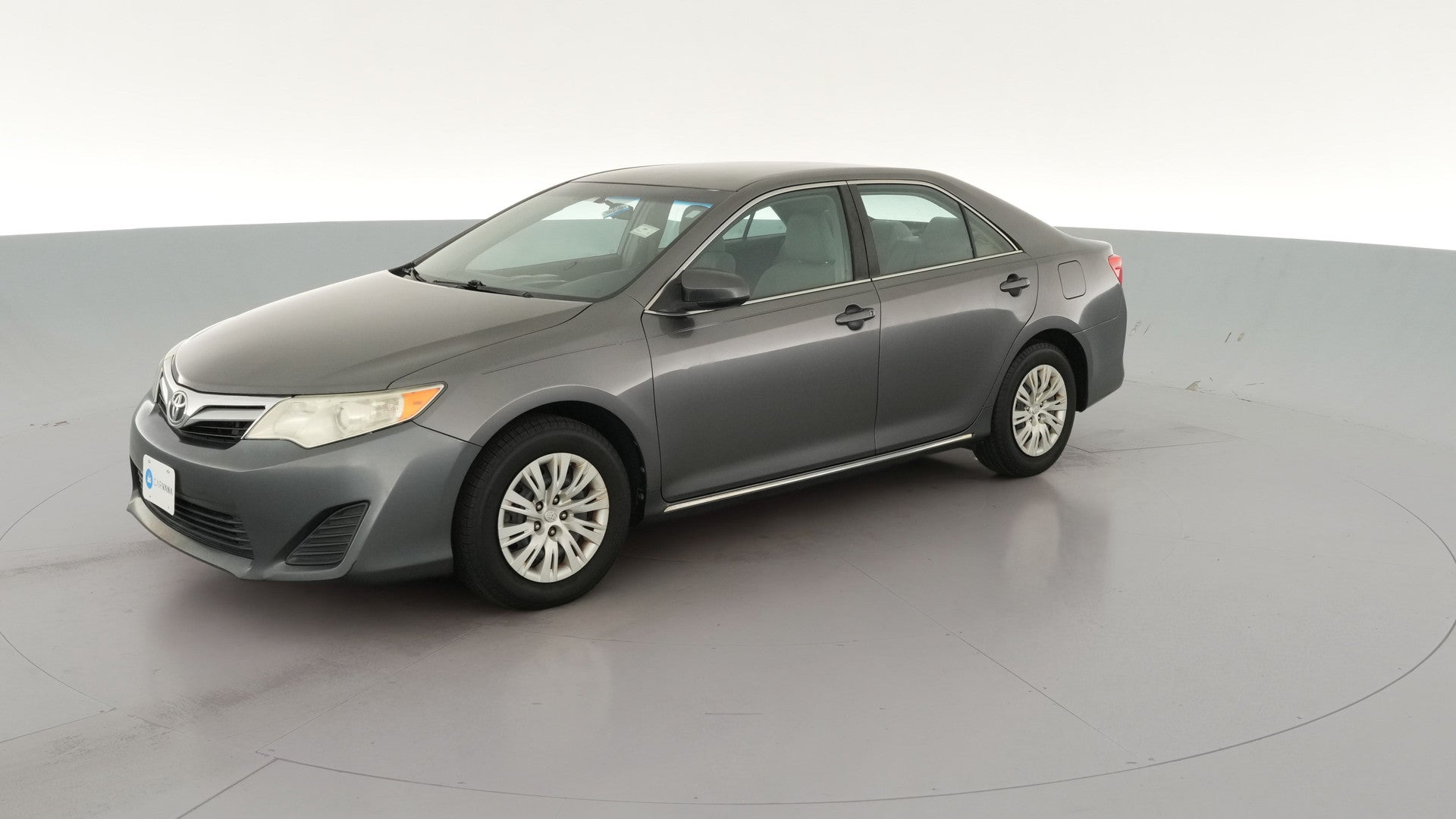 2013 Toyota Camry vehicle photo