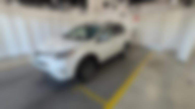 2018 Toyota RAV4 vehicle photo