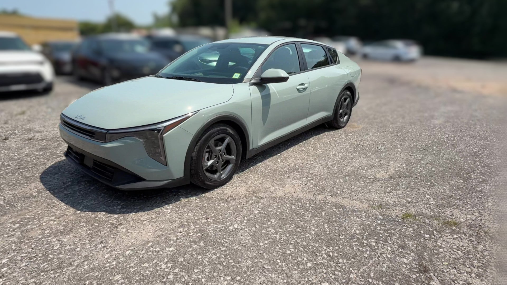 2025 Kia K4 vehicle photo