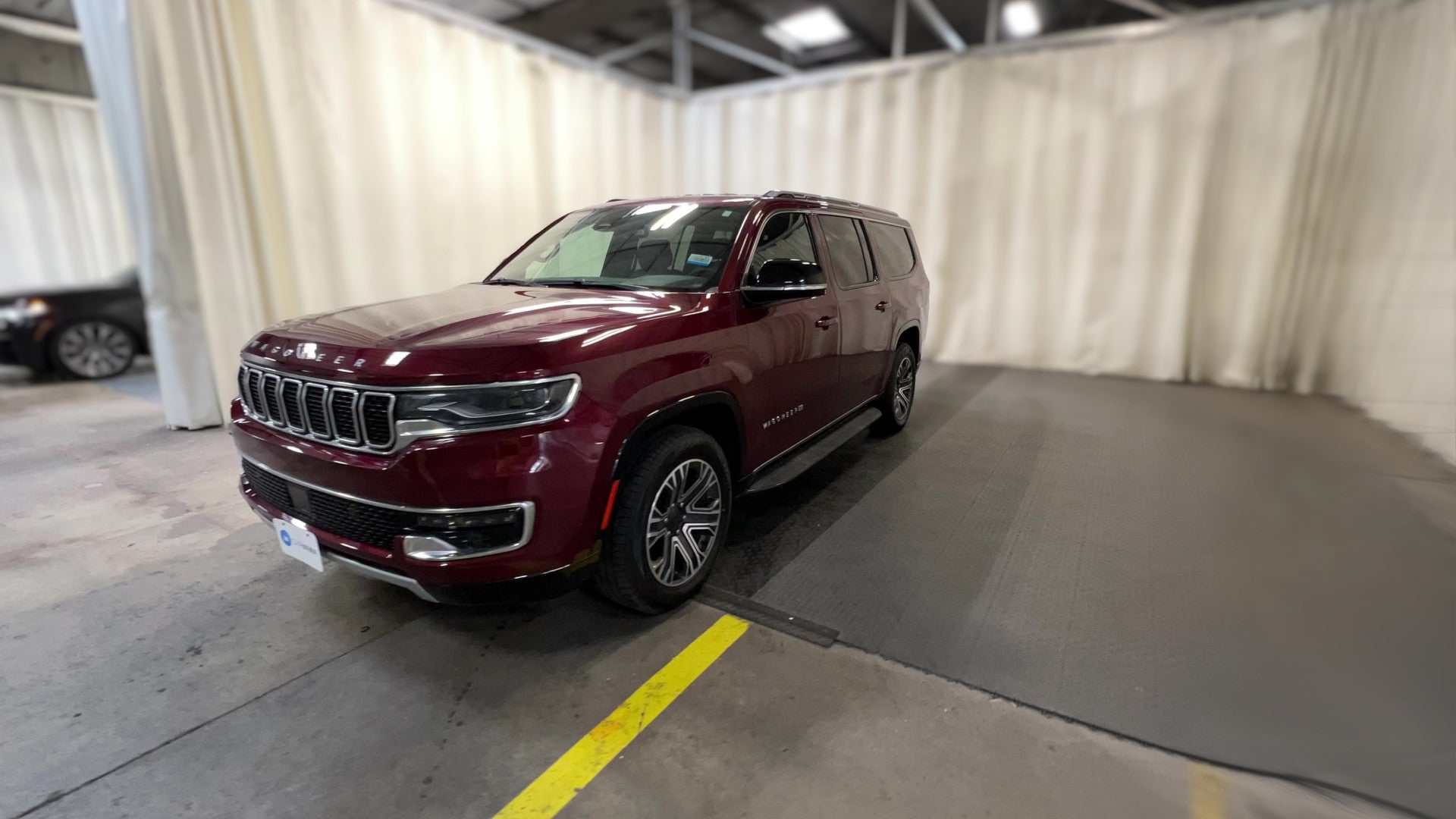 2024 Jeep Wagoneer L vehicle photo