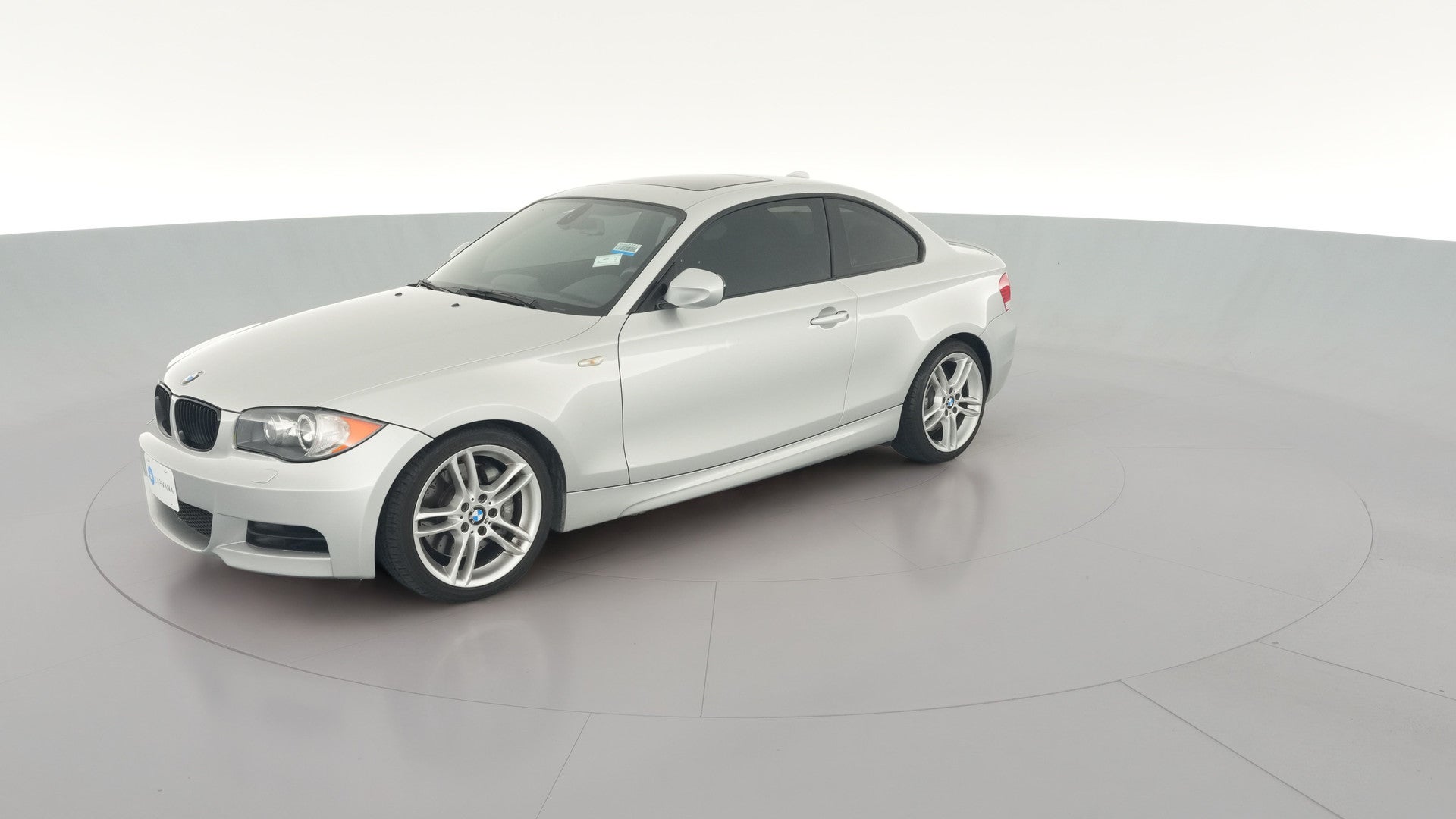 2011 BMW 1 Series vehicle photo