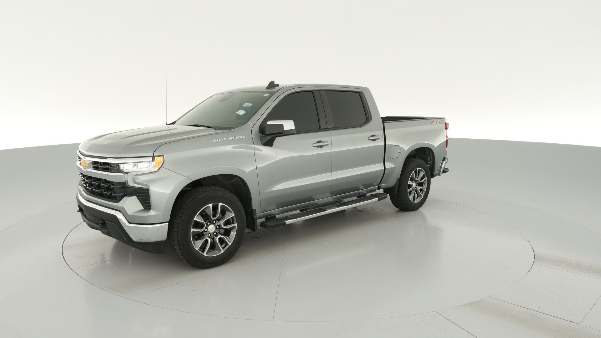 2024 Chevrolet Silverado 1500 Crew Cab vehicle photo