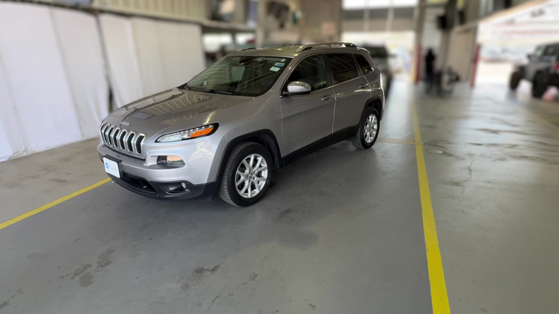 2018 Jeep Cherokee vehicle photo
