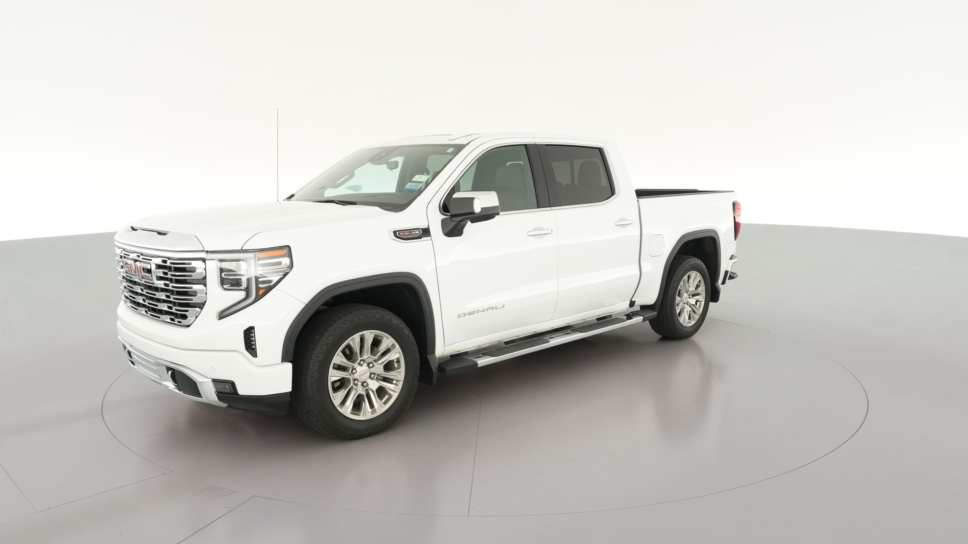2024 GMC Sierra 1500 Crew Cab vehicle photo
