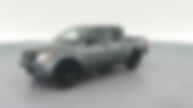2018 Nissan Frontier Crew Cab vehicle photo