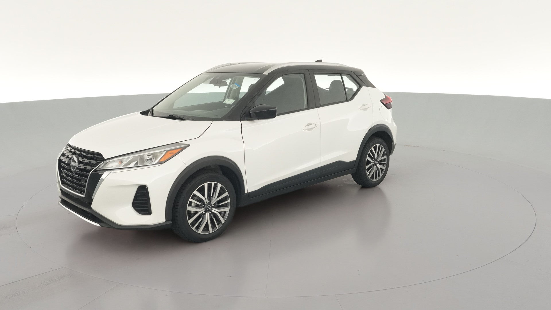 2024 Nissan Kicks vehicle photo