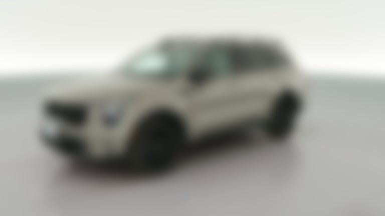 2024 Kia Sorento vehicle photo