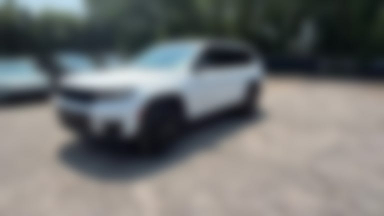 2023 Jeep Grand Cherokee L vehicle photo