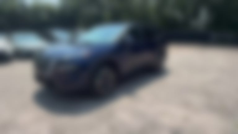 2025 Nissan Rogue vehicle photo
