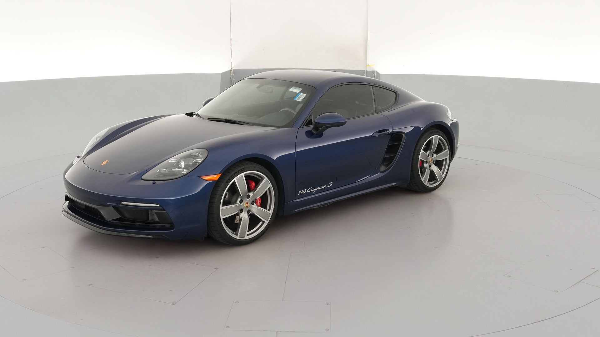 2025 Porsche 718 Cayman vehicle photo