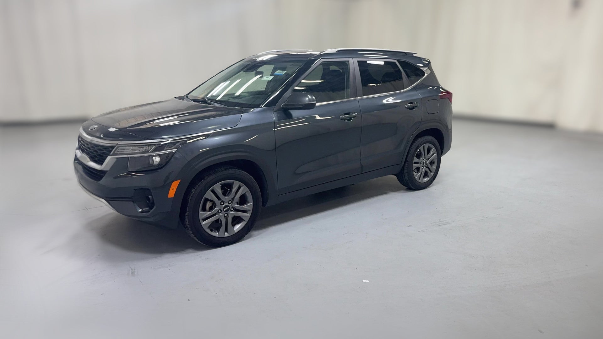 2021 Kia Seltos vehicle photo