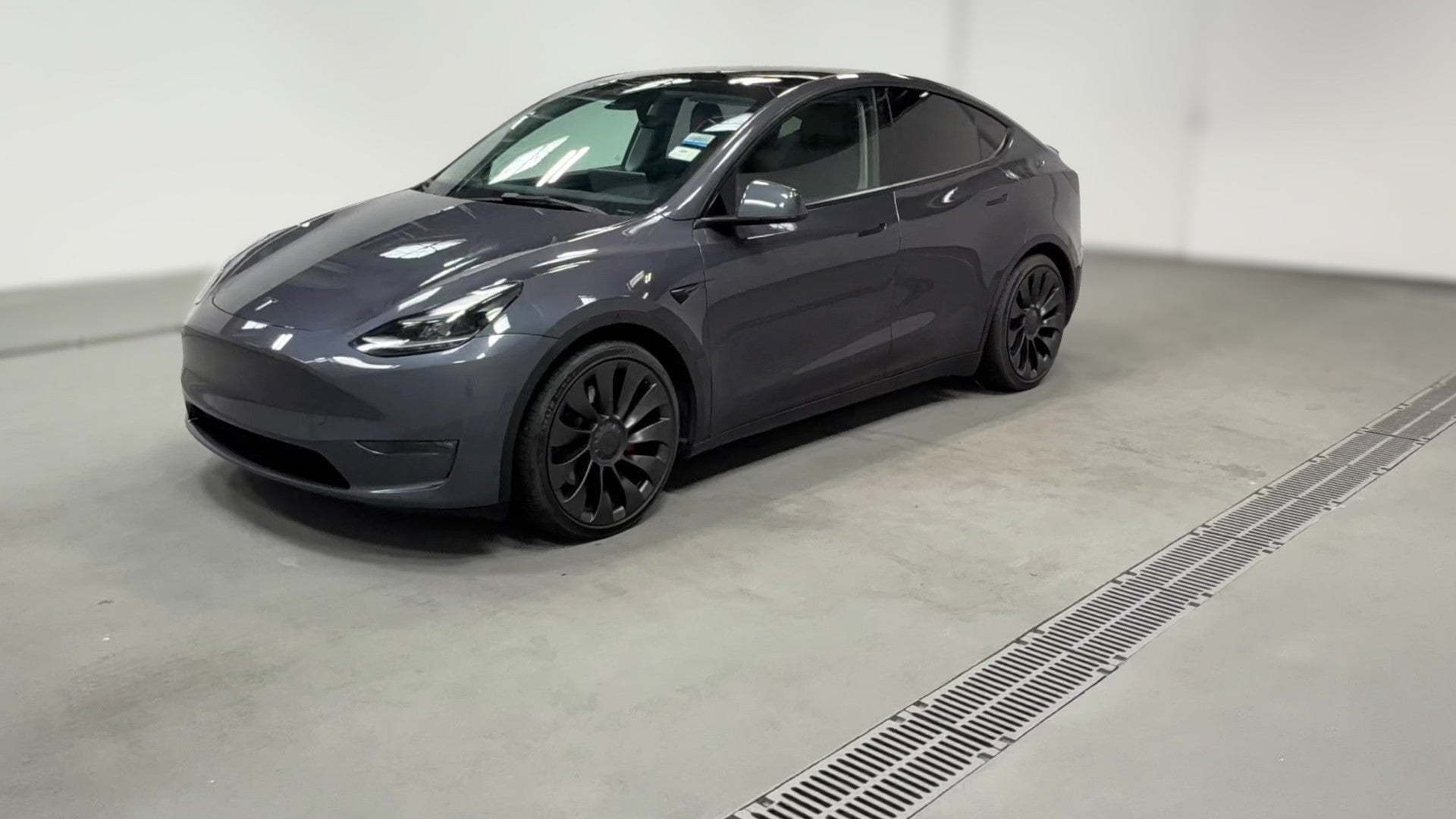 2023 Tesla Model Y vehicle photo
