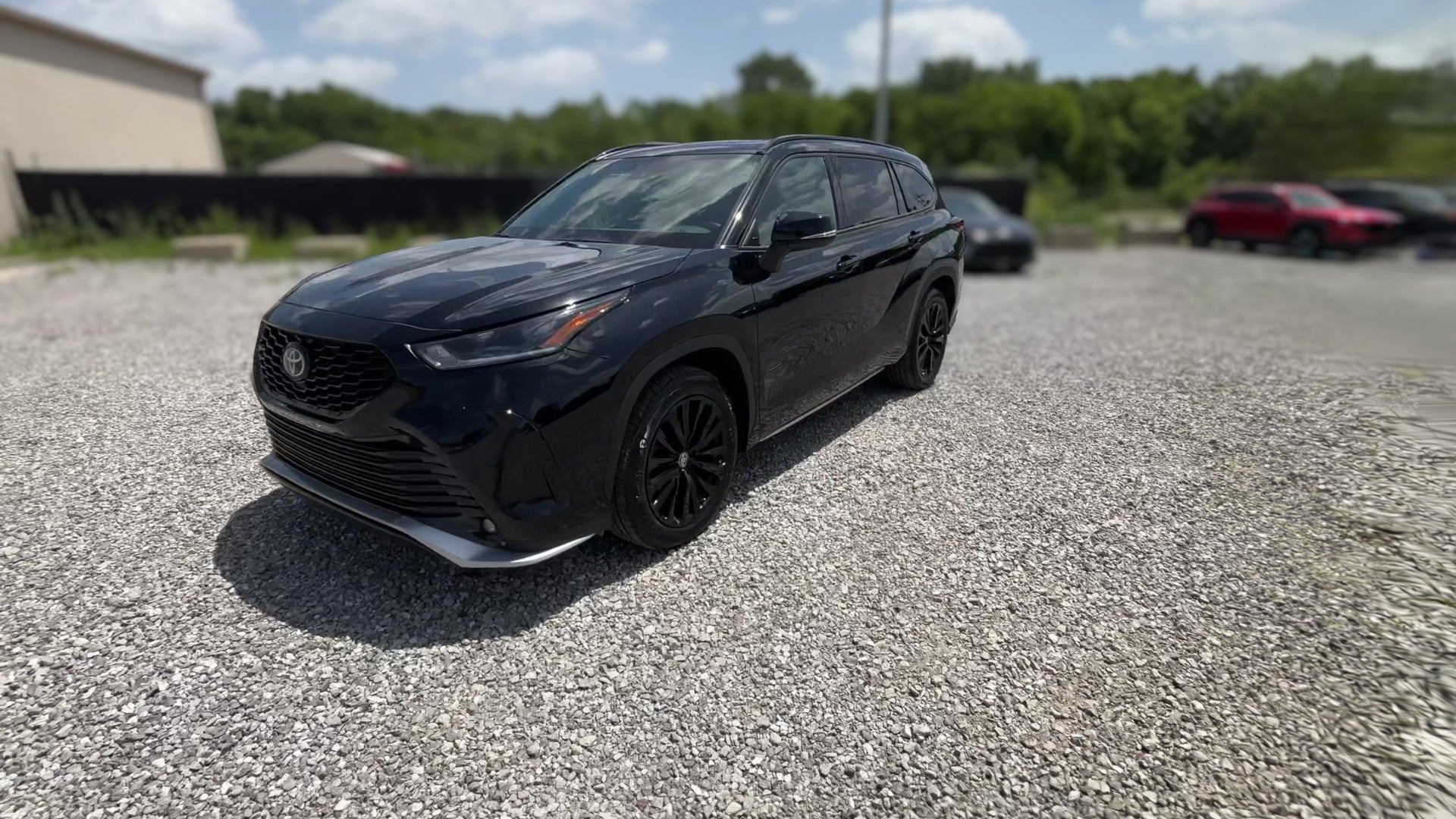 2025 Toyota Highlander vehicle photo