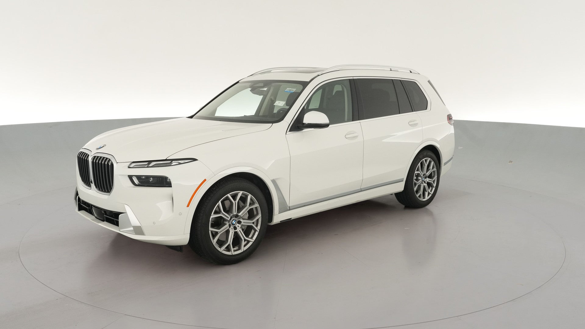 2025 BMW X7 vehicle photo
