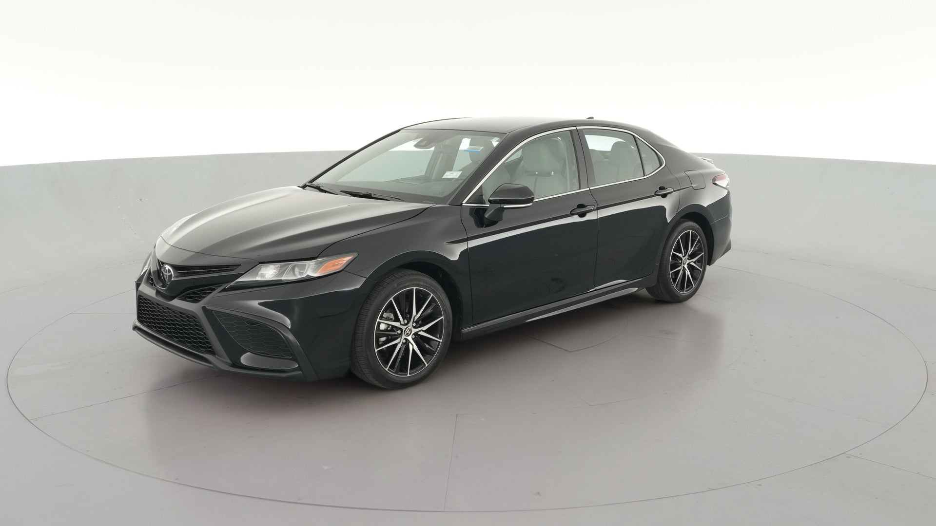 2024 Toyota Camry vehicle photo