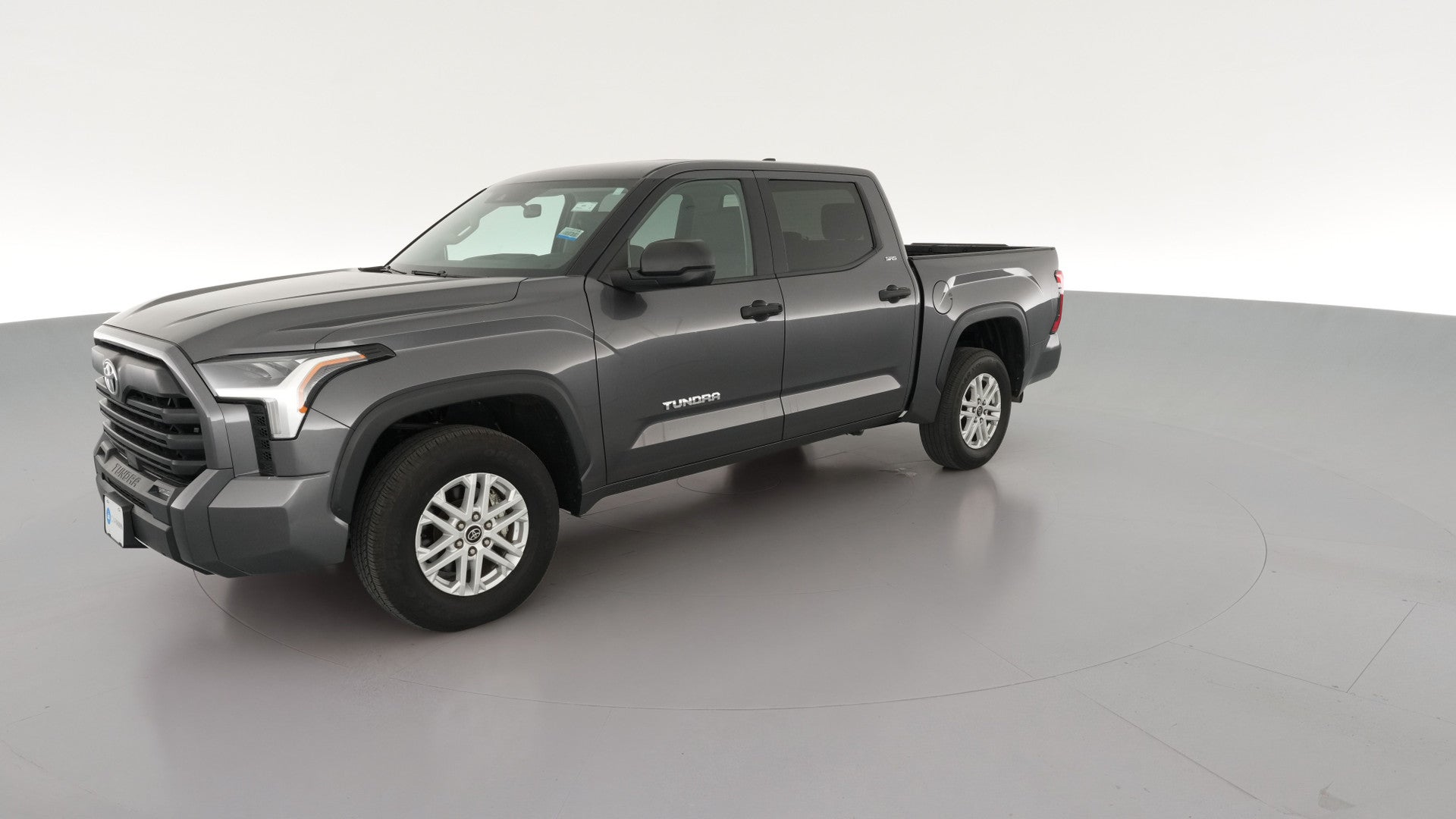 2022 Toyota Tundra CrewMax vehicle photo