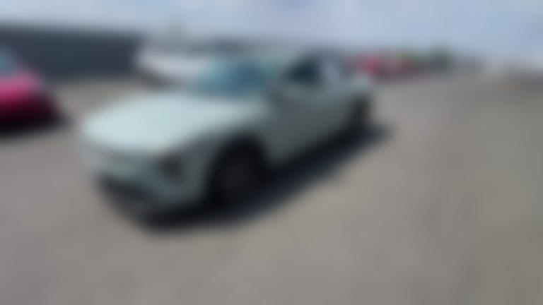 2025 Kia K4 vehicle photo