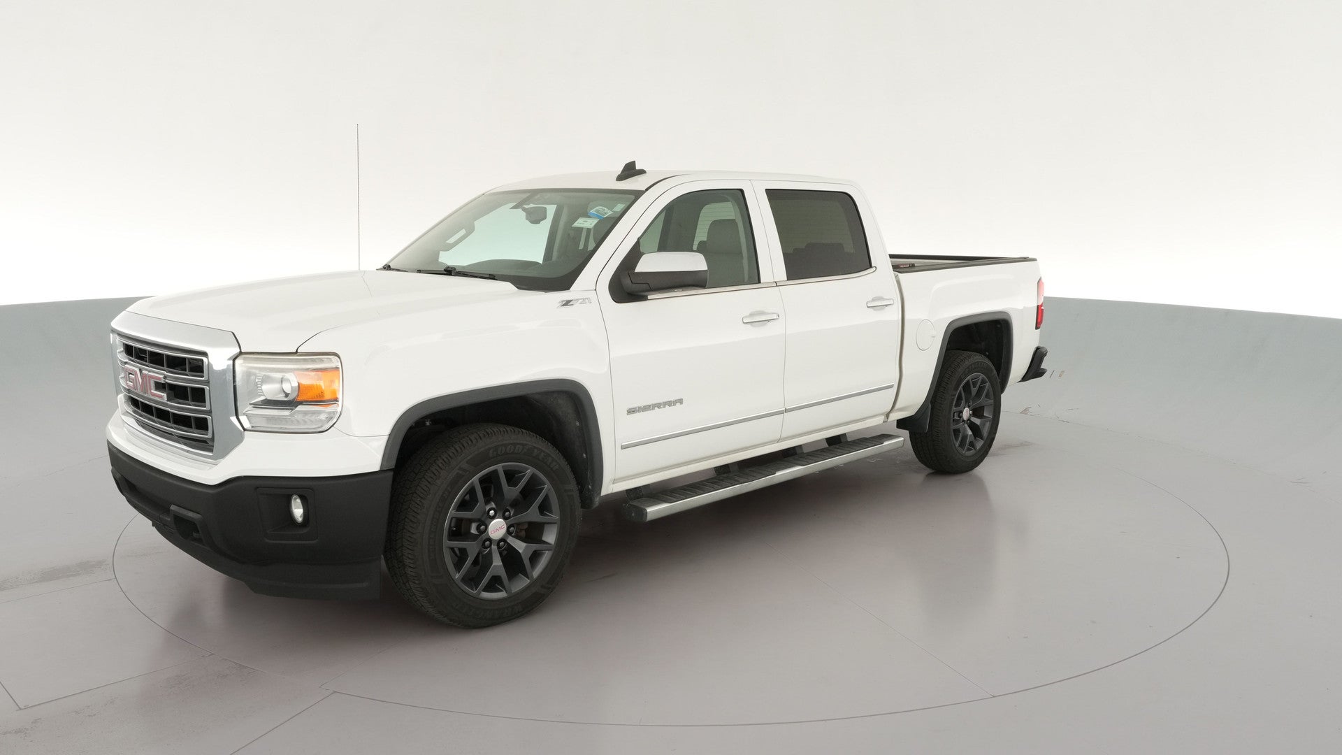2015 GMC Sierra 1500 Crew Cab vehicle photo