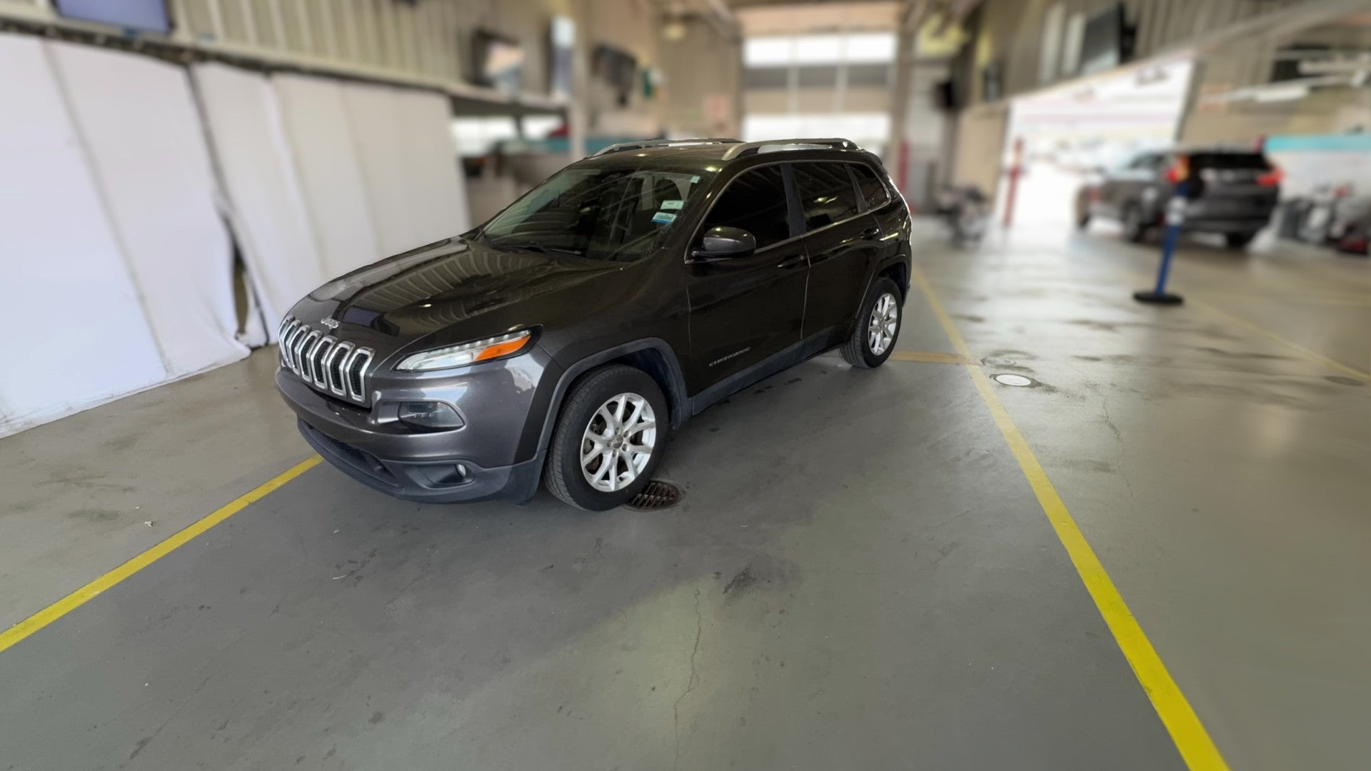 2014 Jeep Cherokee vehicle photo