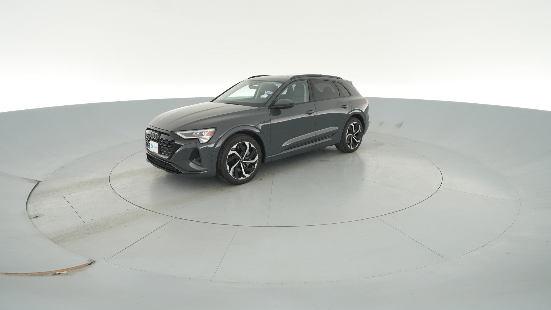 2024 Audi Q8 e-tron vehicle photo