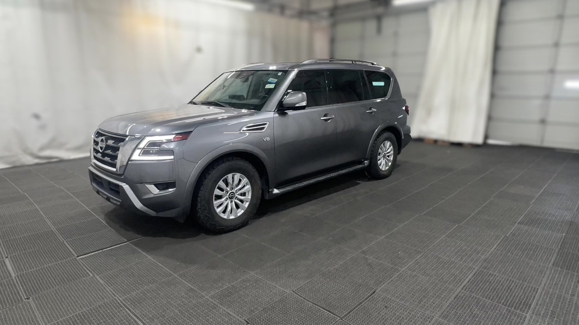 2022 Nissan Armada vehicle photo