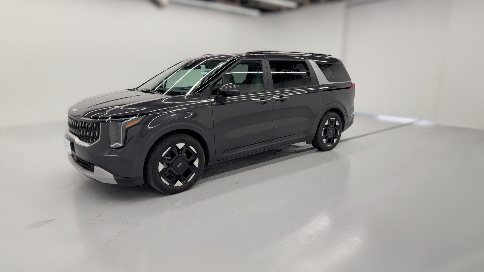 2025 Kia Carnival vehicle photo