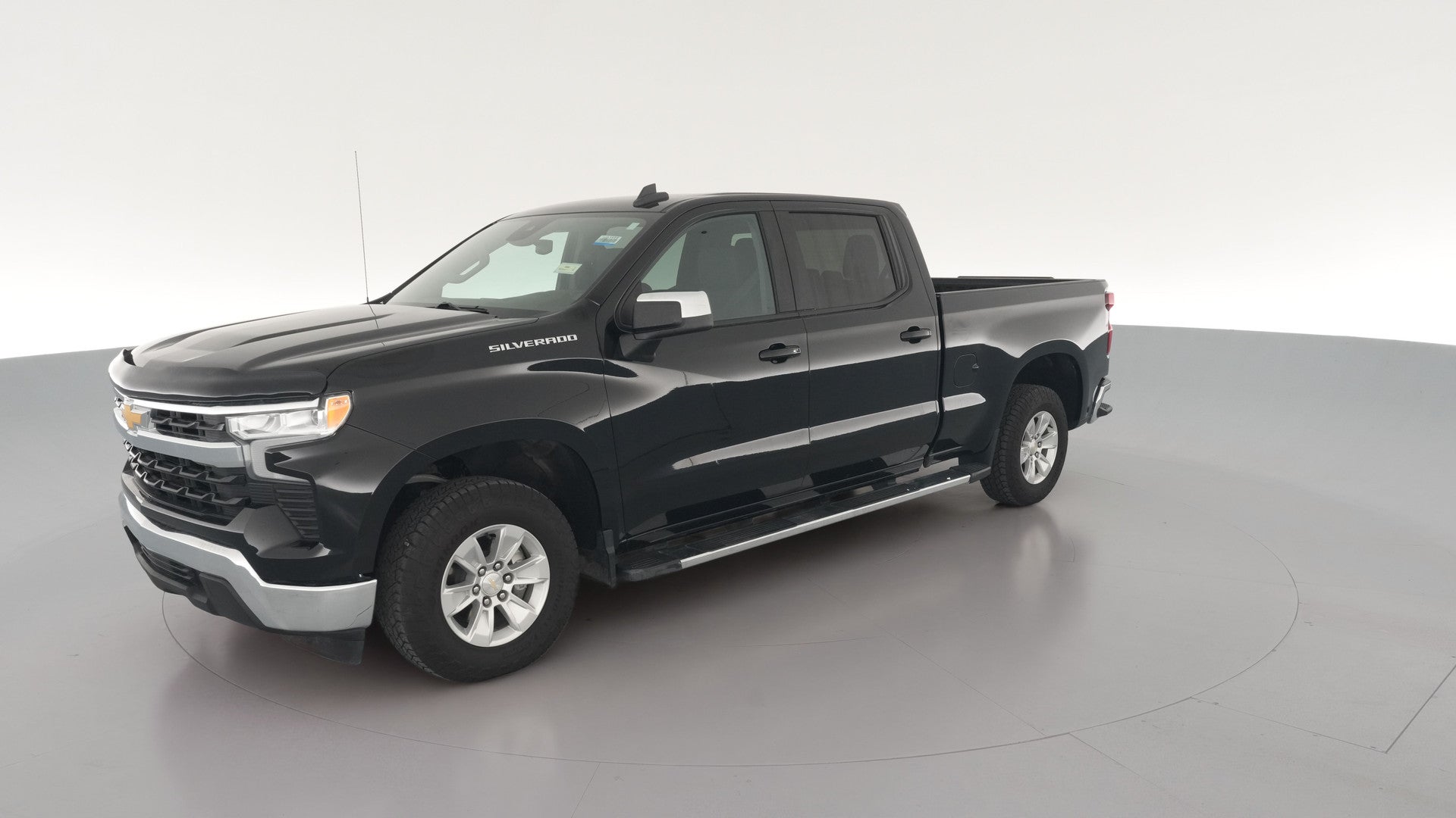 2024 Chevrolet Silverado 1500 Crew Cab vehicle photo