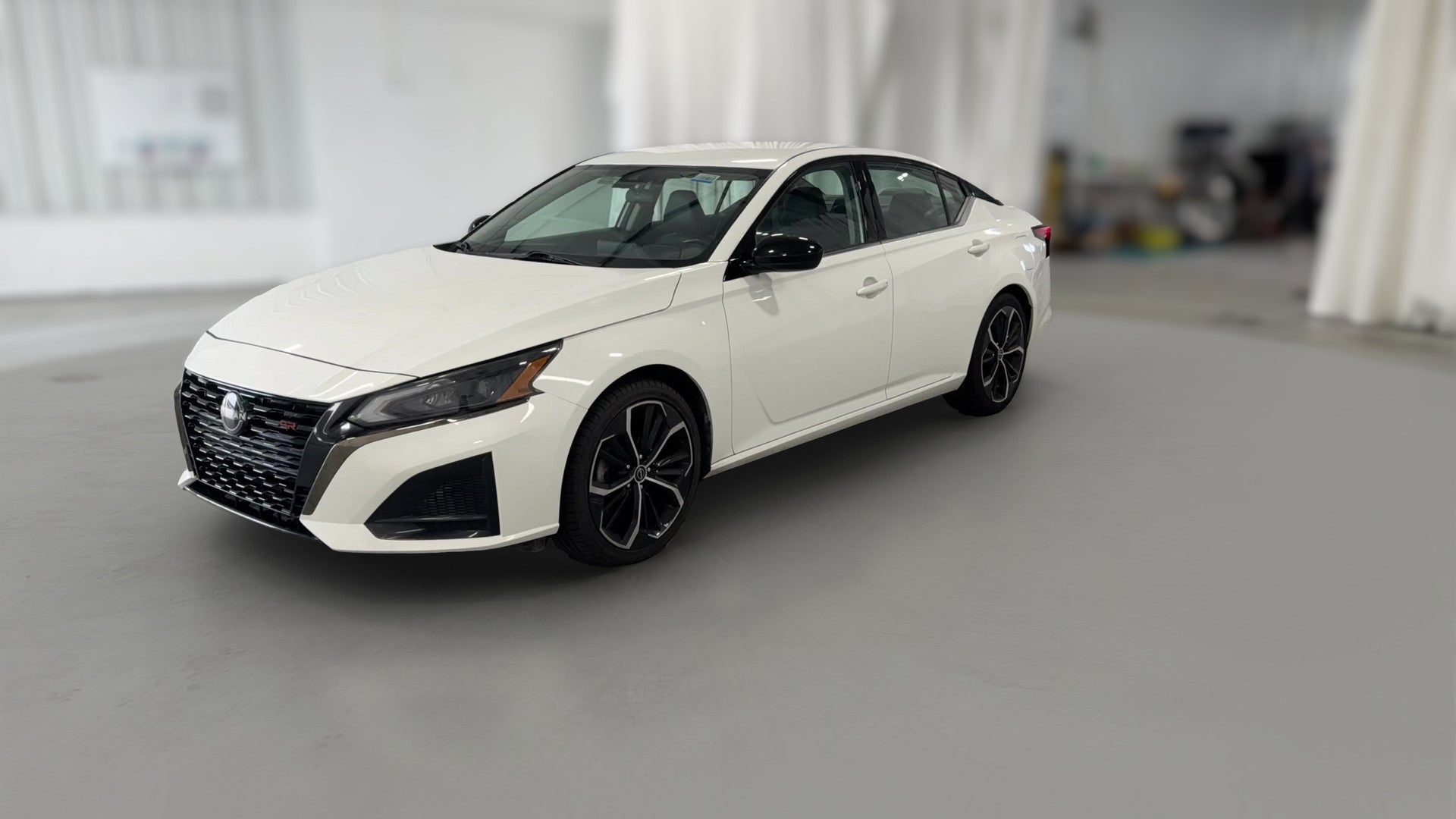 2023 Nissan Altima vehicle photo