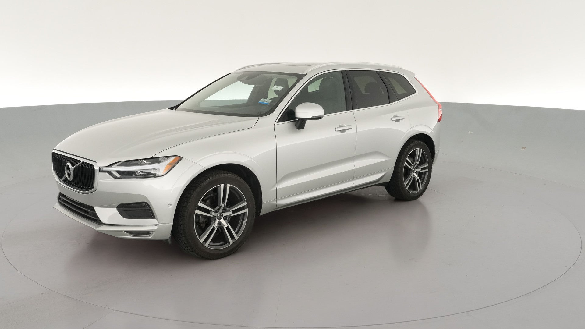 2018 Volvo XC60 vehicle photo