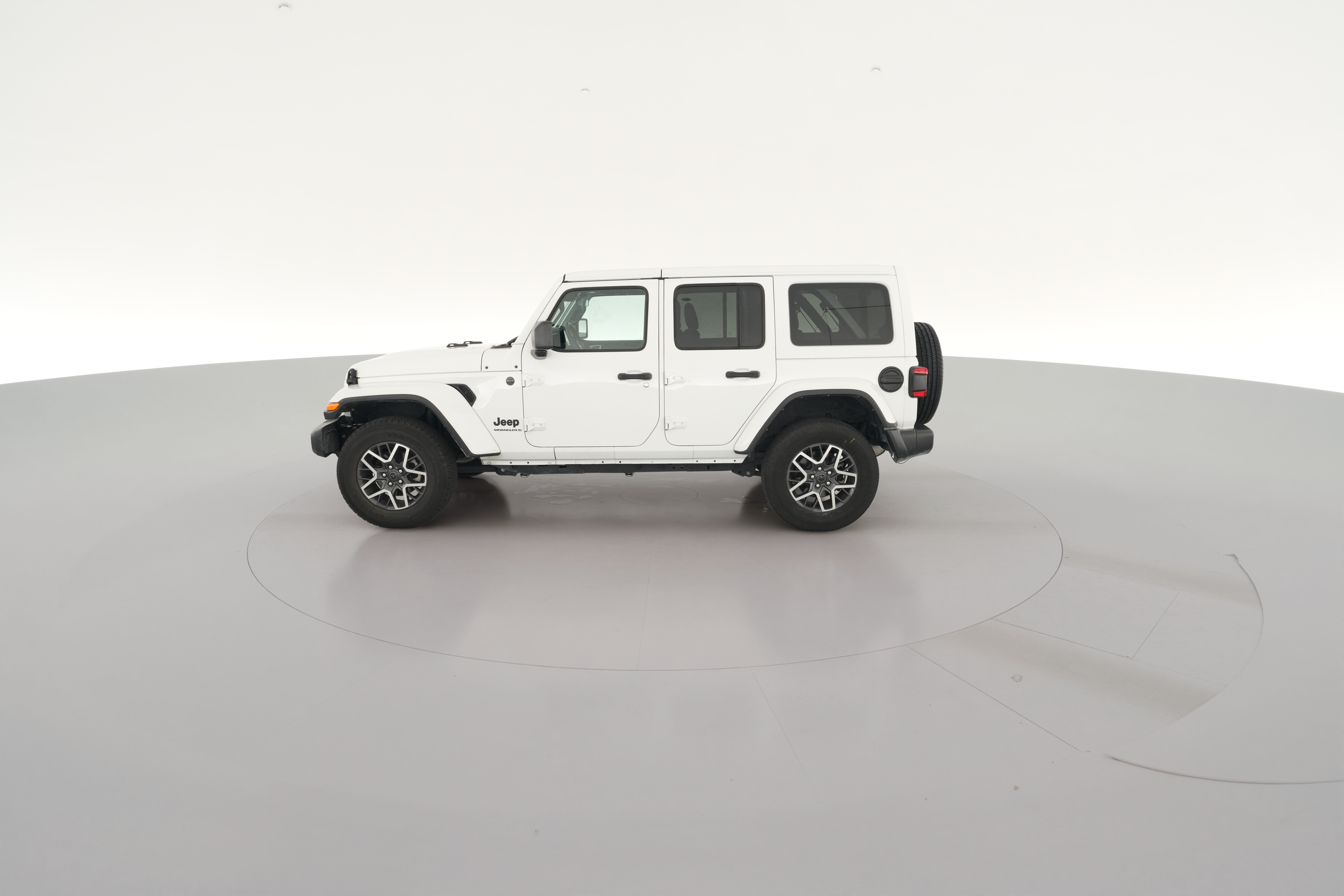 2025 Jeep Wrangler 4-Door Sahara - Photo 25