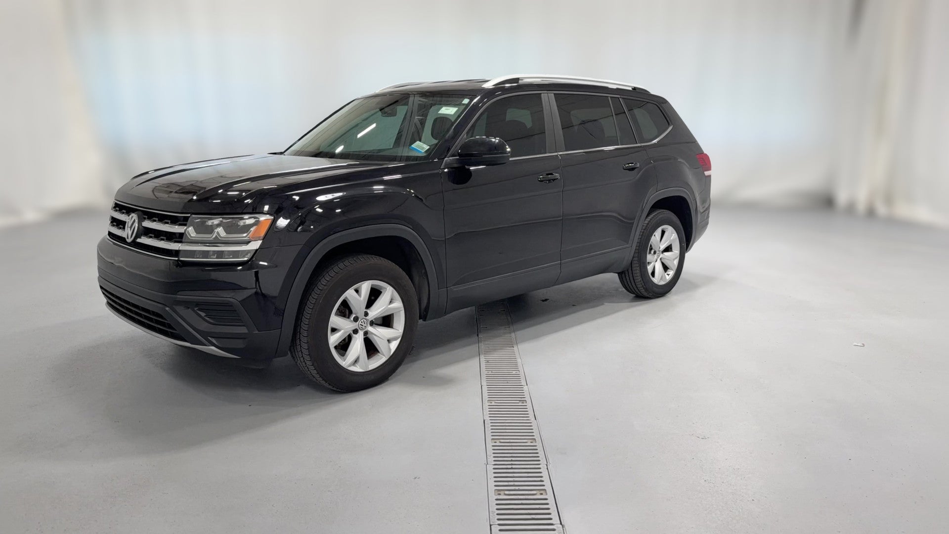 2018 Volkswagen Atlas vehicle photo