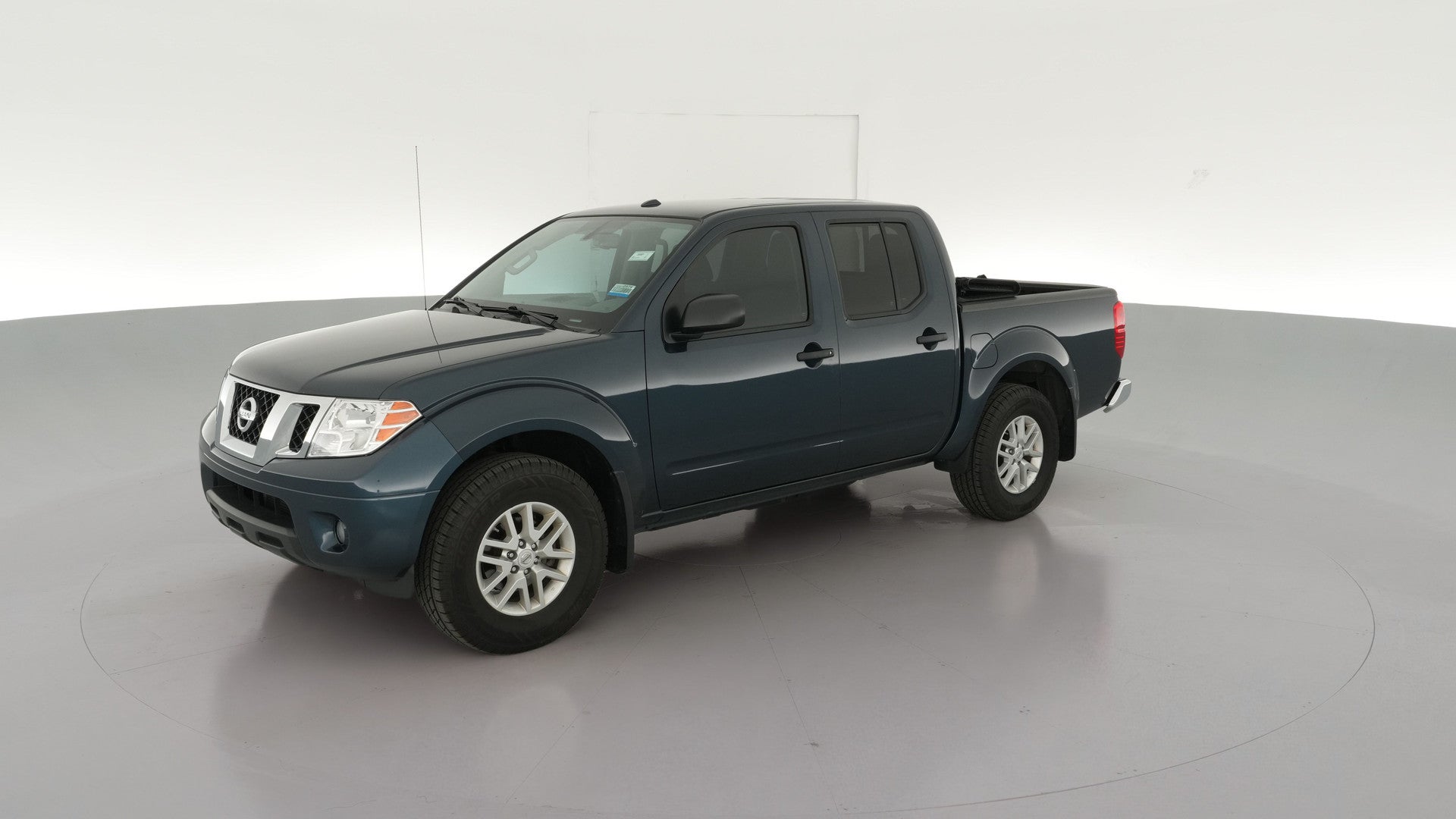2016 Nissan Frontier Crew Cab vehicle photo