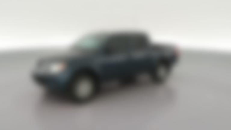 2016 Nissan Frontier Crew Cab vehicle photo