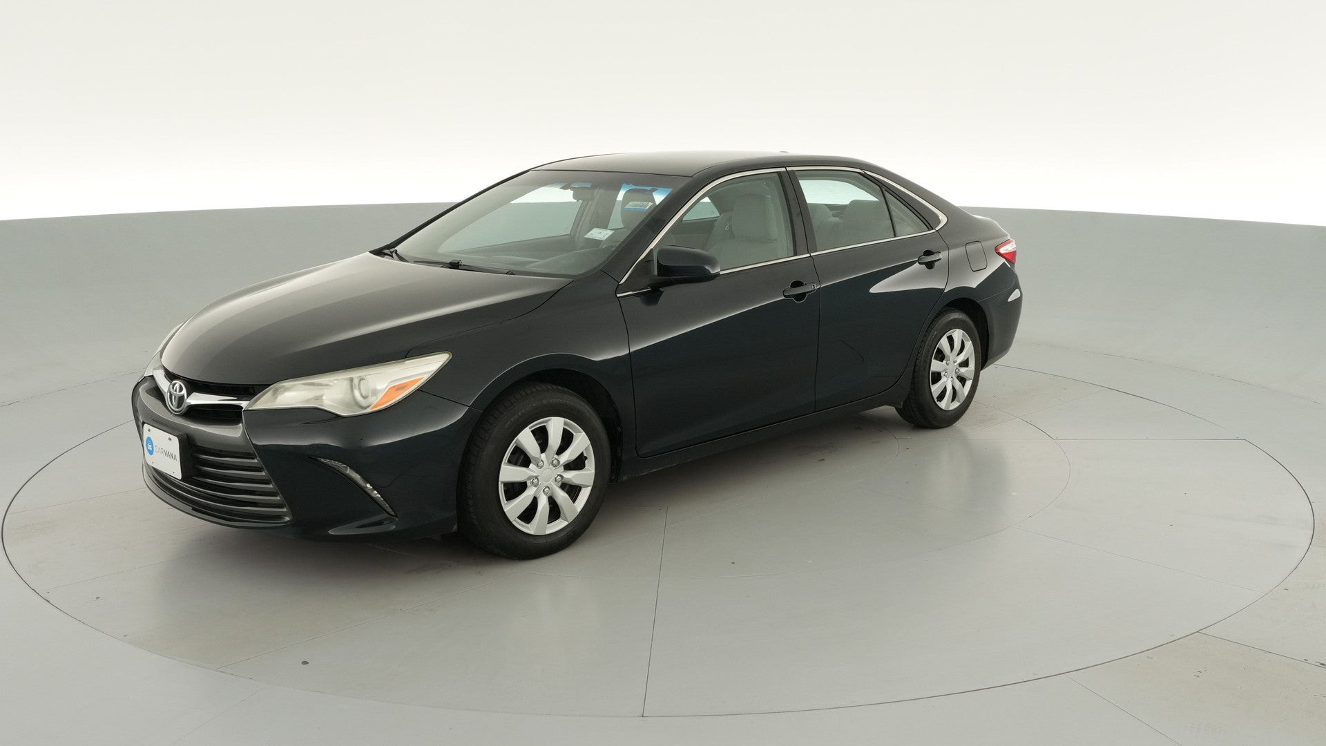 2016 Toyota Camry vehicle photo