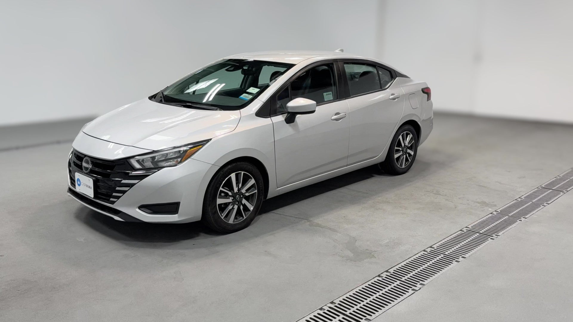 2025 Nissan Versa vehicle photo
