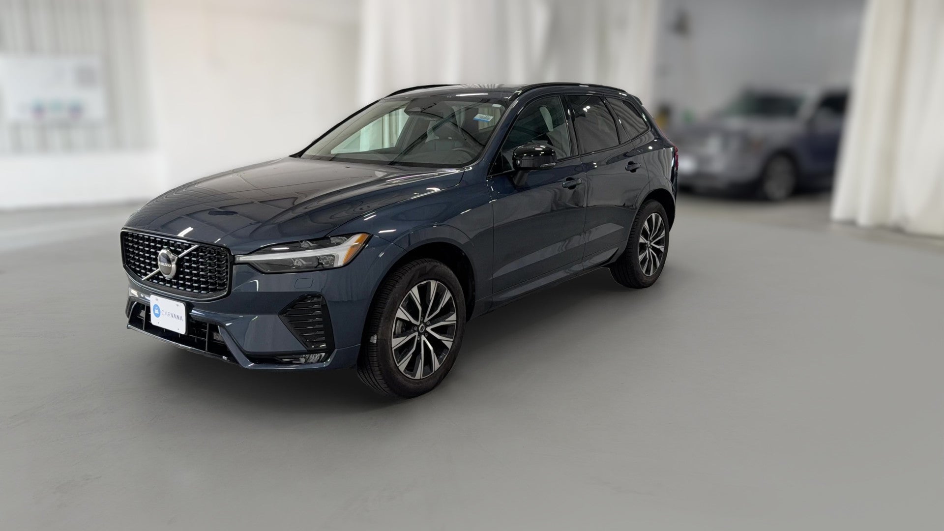 2025 Volvo XC60 vehicle photo