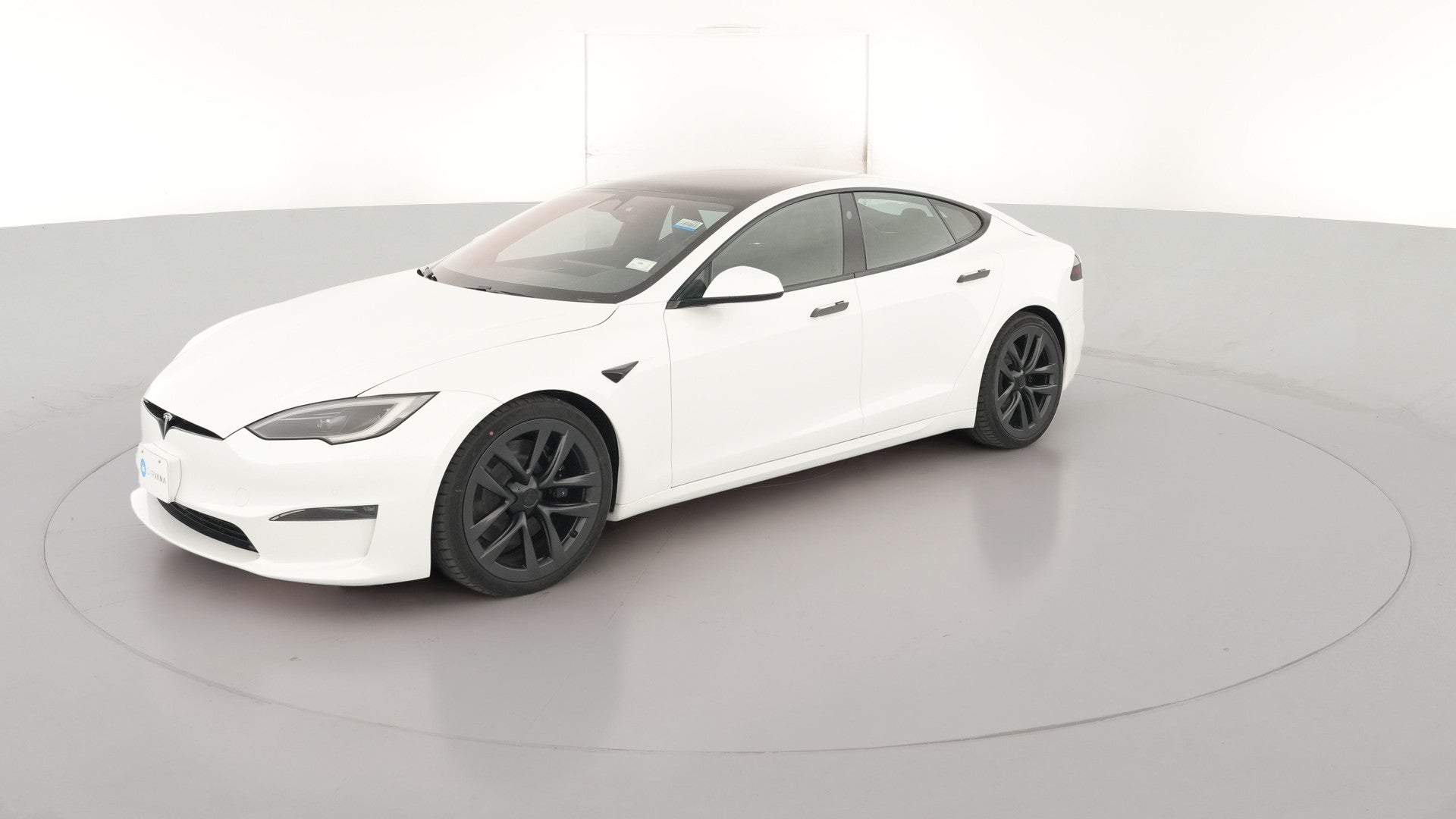 2022 Tesla Model S vehicle photo
