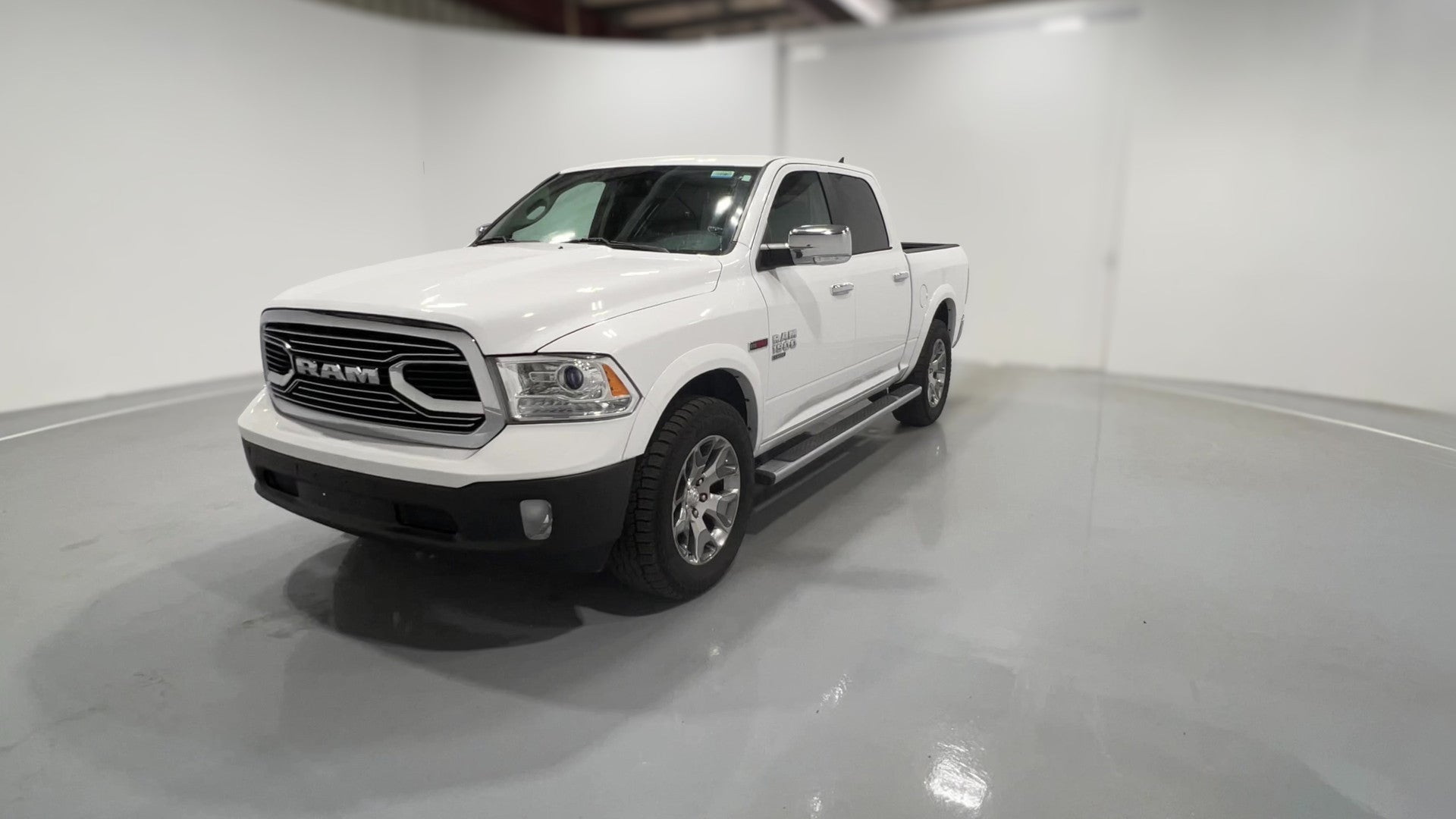 2019 Ram 1500 Classic Crew Cab vehicle photo