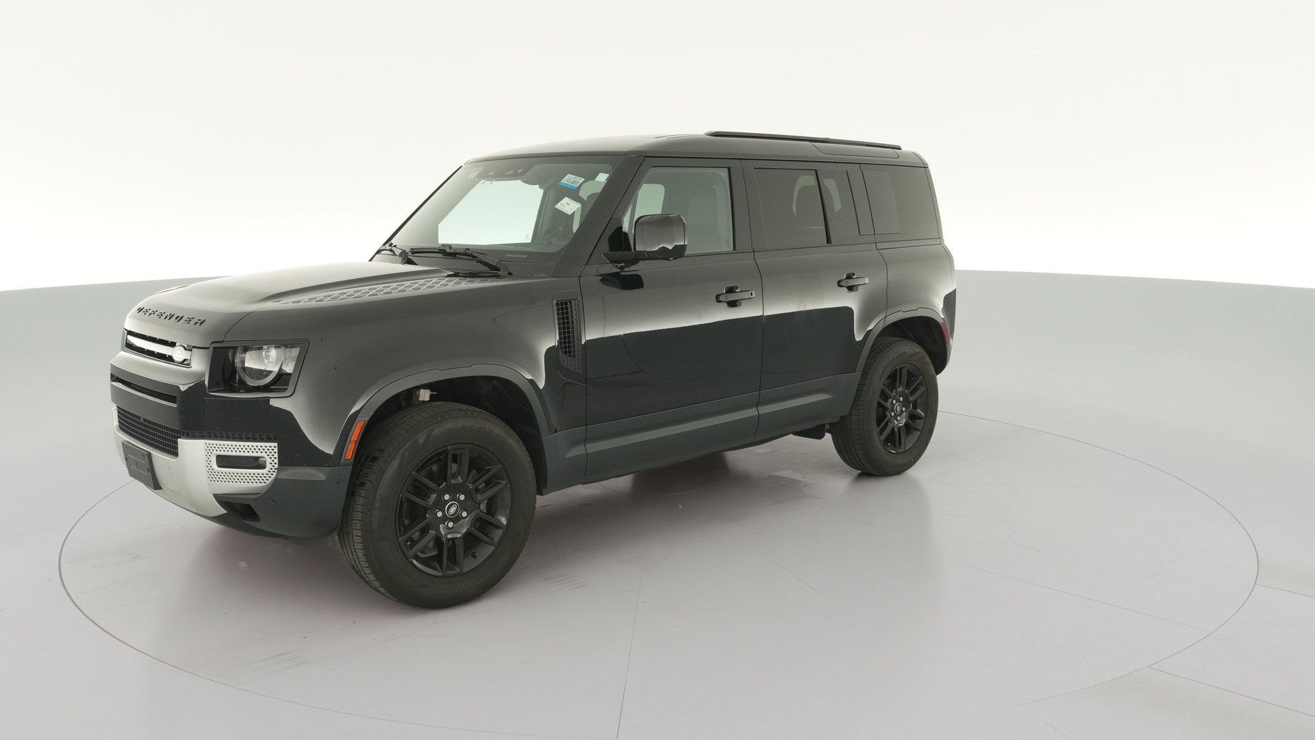 2025 Land Rover Defender 110 vehicle photo