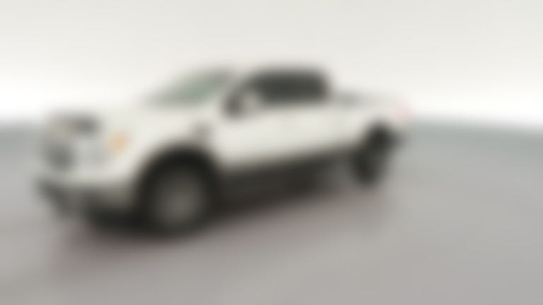 2018 Nissan TITAN XD Crew Cab vehicle photo