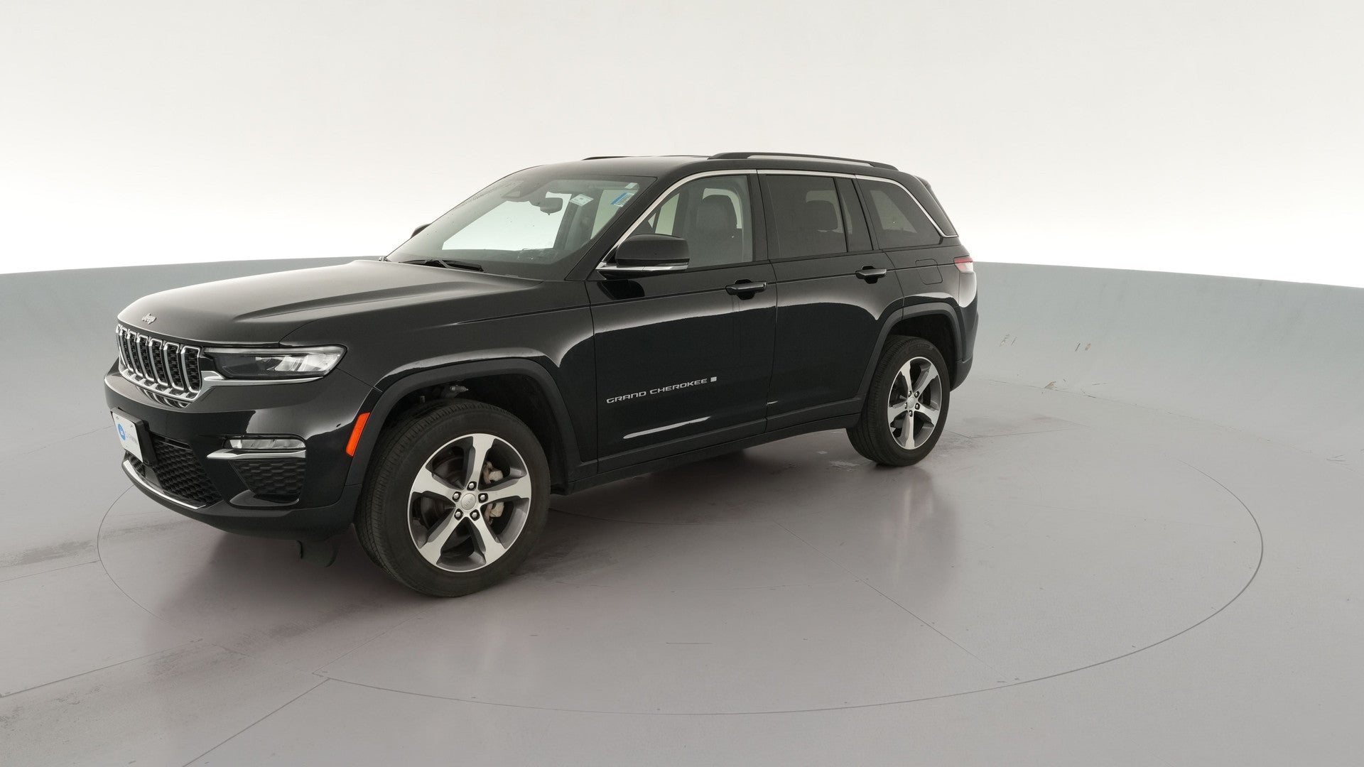 2023 Jeep Grand Cherokee vehicle photo