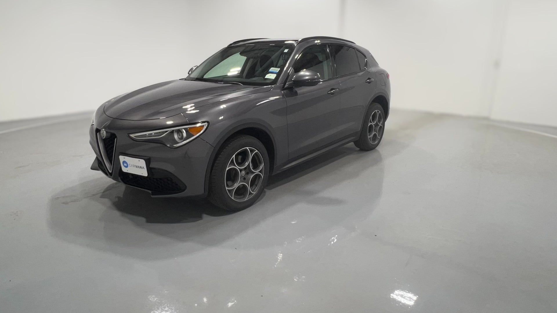 2018 Alfa Romeo Stelvio vehicle photo
