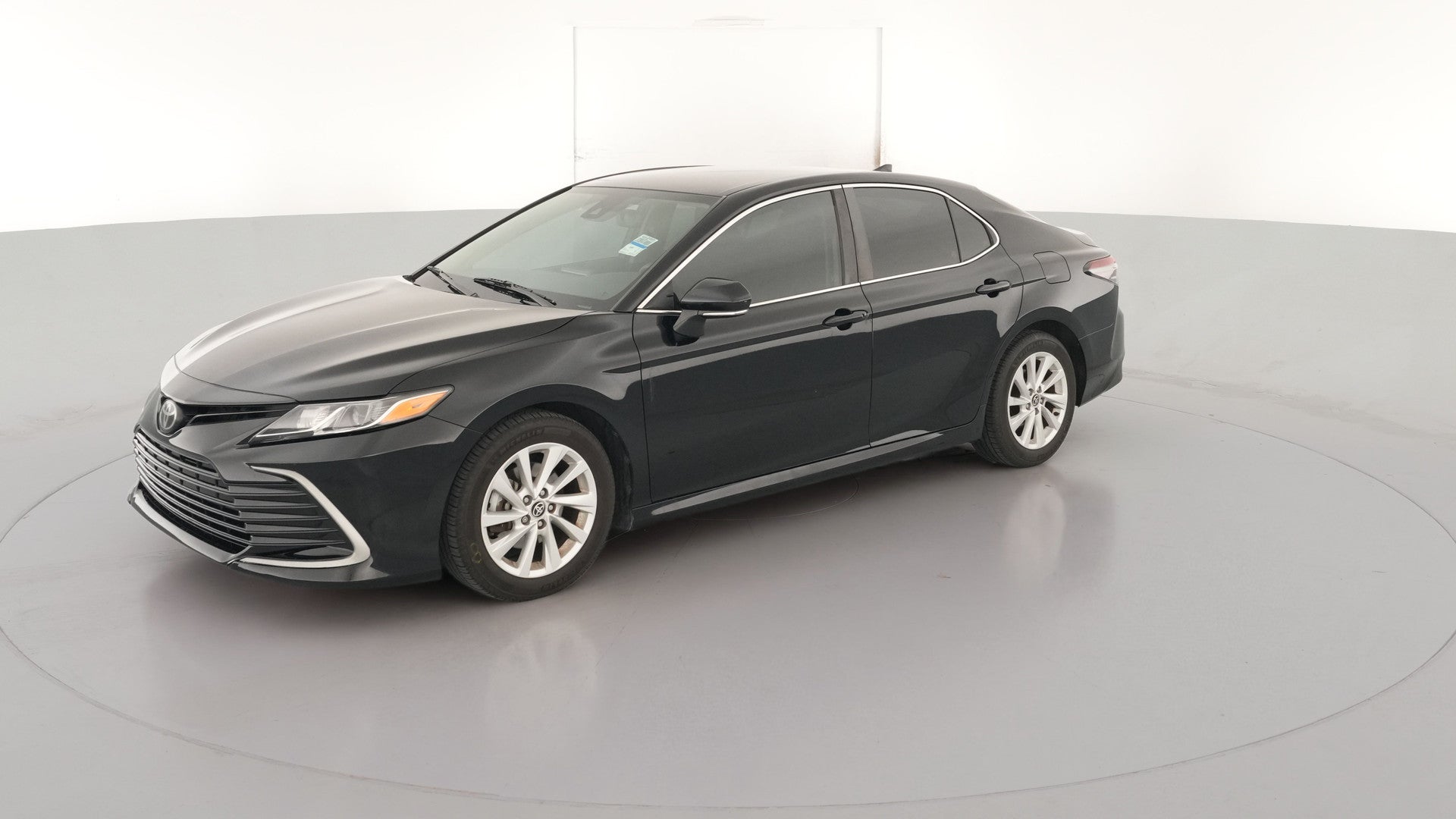 2021 Toyota Camry vehicle photo