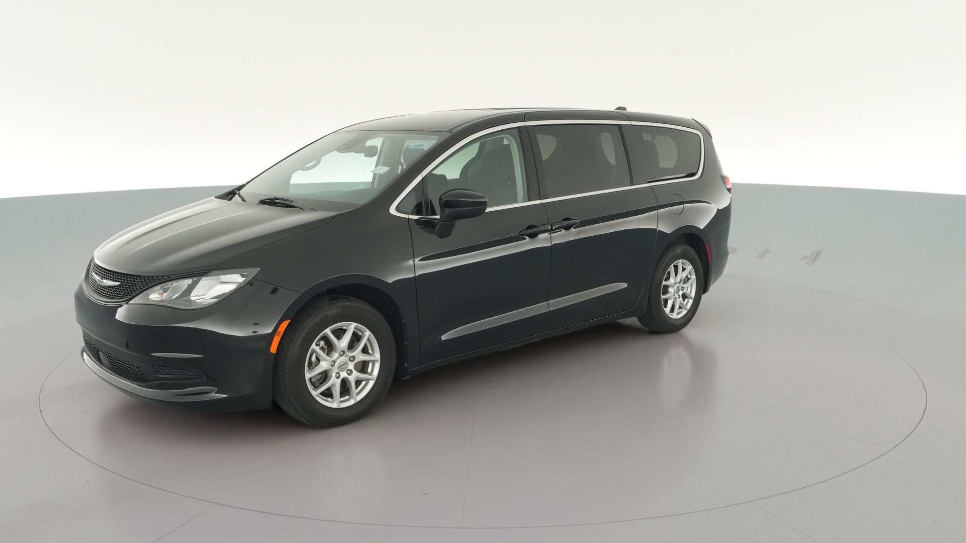 2024 Chrysler Voyager vehicle photo