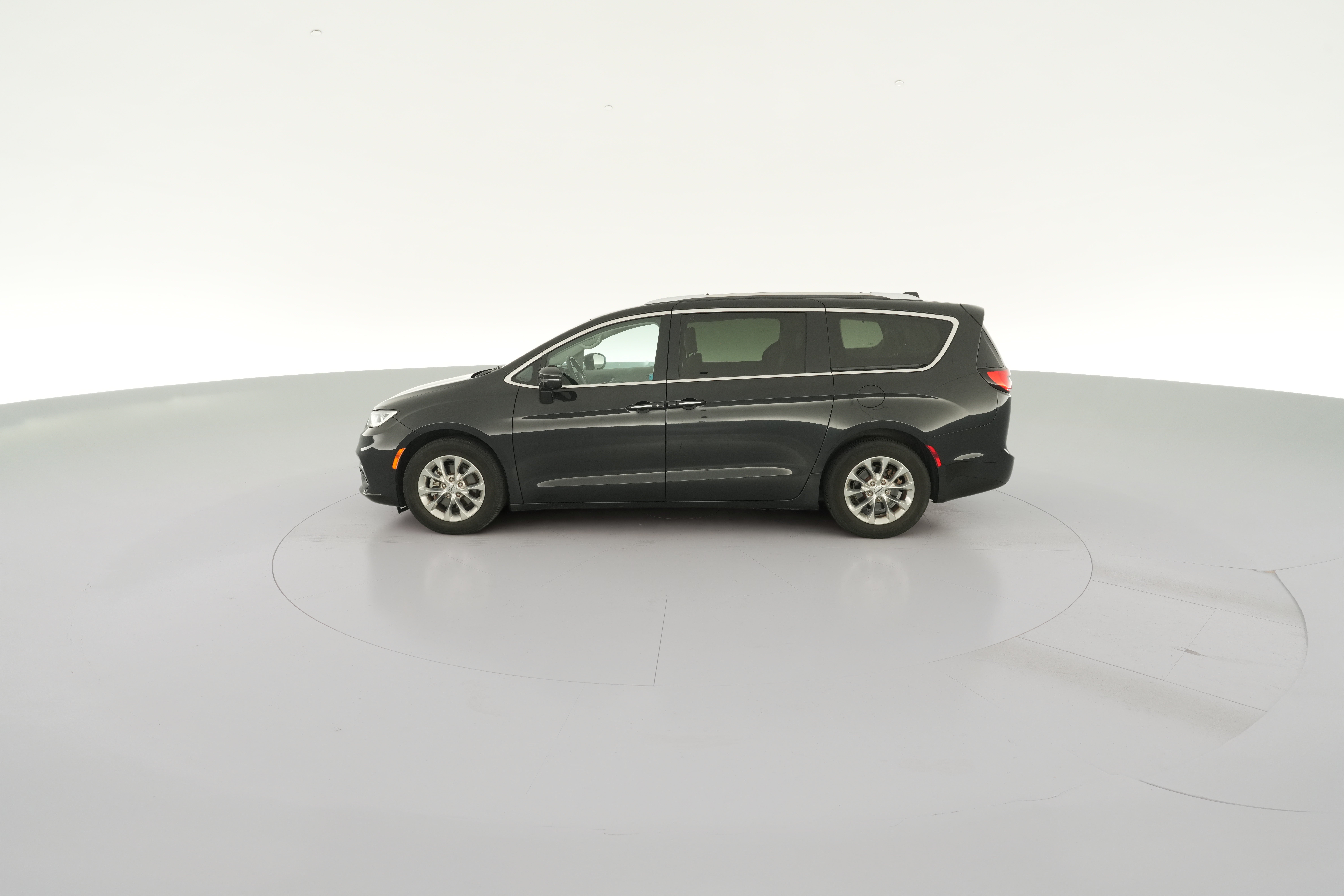 2021 Chrysler Pacifica Touring L - Photo 31