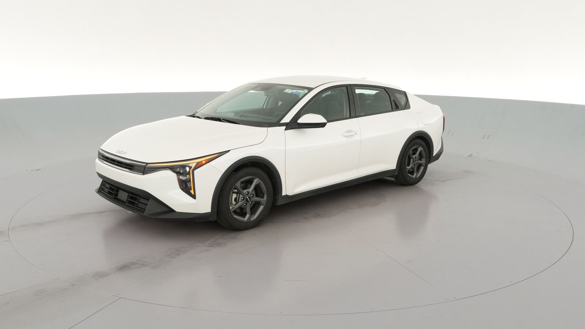 2025 Kia K4 vehicle photo