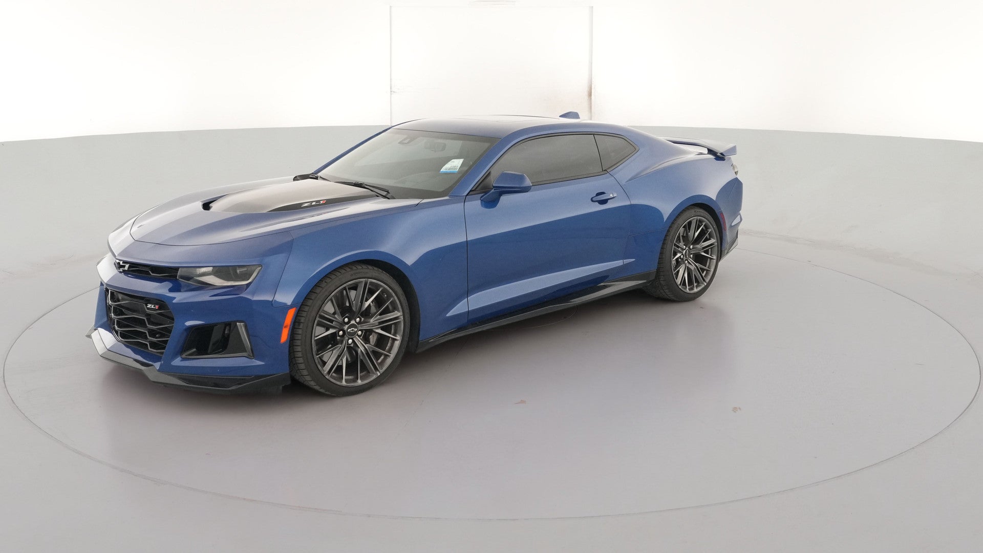 2023 Chevrolet Camaro vehicle photo