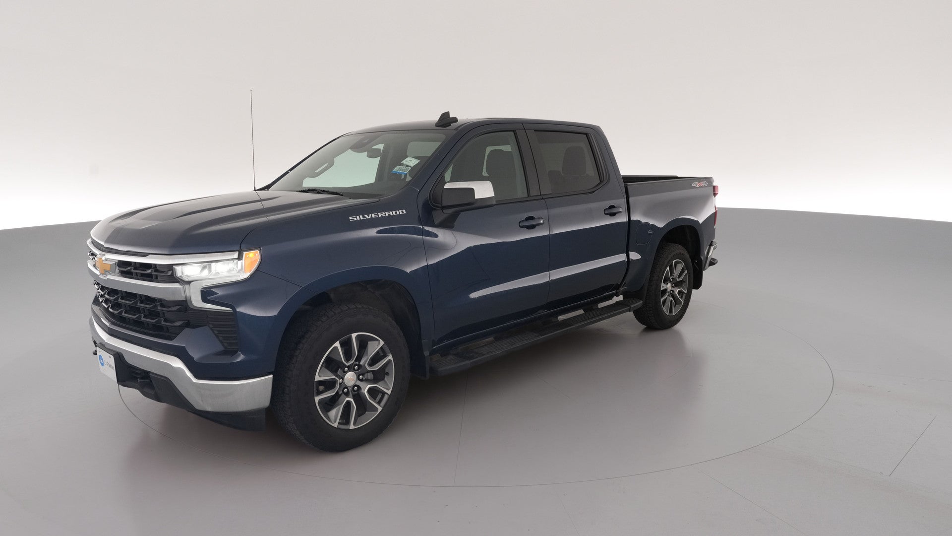 2023 Chevrolet Silverado 1500 Crew Cab vehicle photo