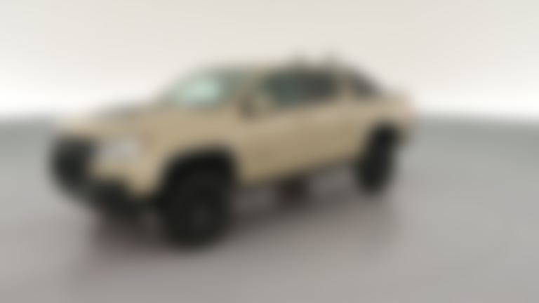 2022 Chevrolet Colorado Crew Cab vehicle photo